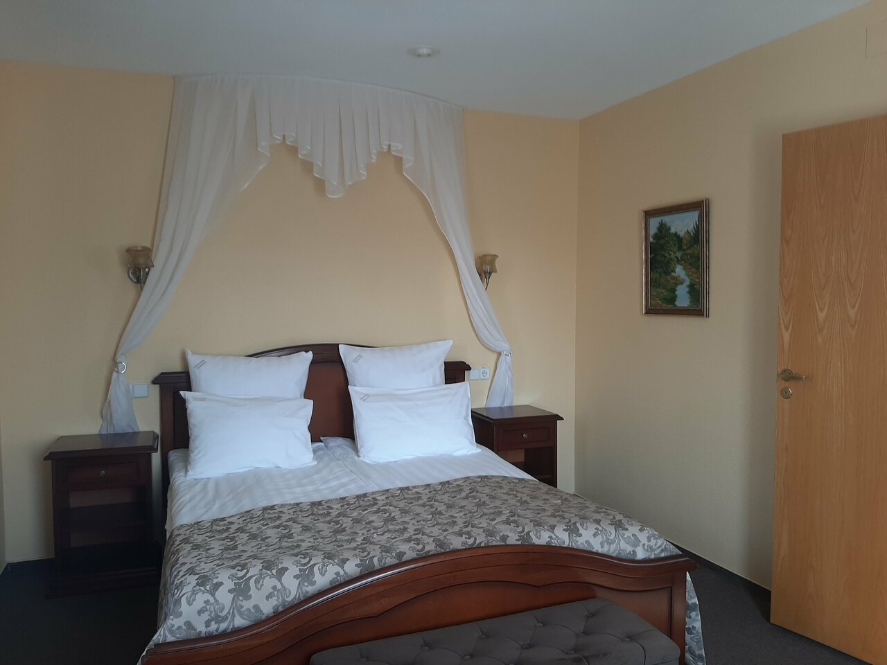 Гостиница Мономах Владимир-128