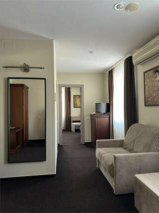 Гостиница Мономах Владимир Люкс-4