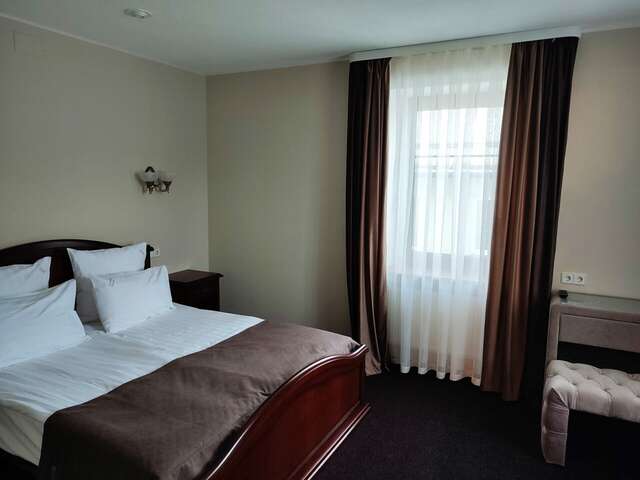 Гостиница Мономах Владимир-4