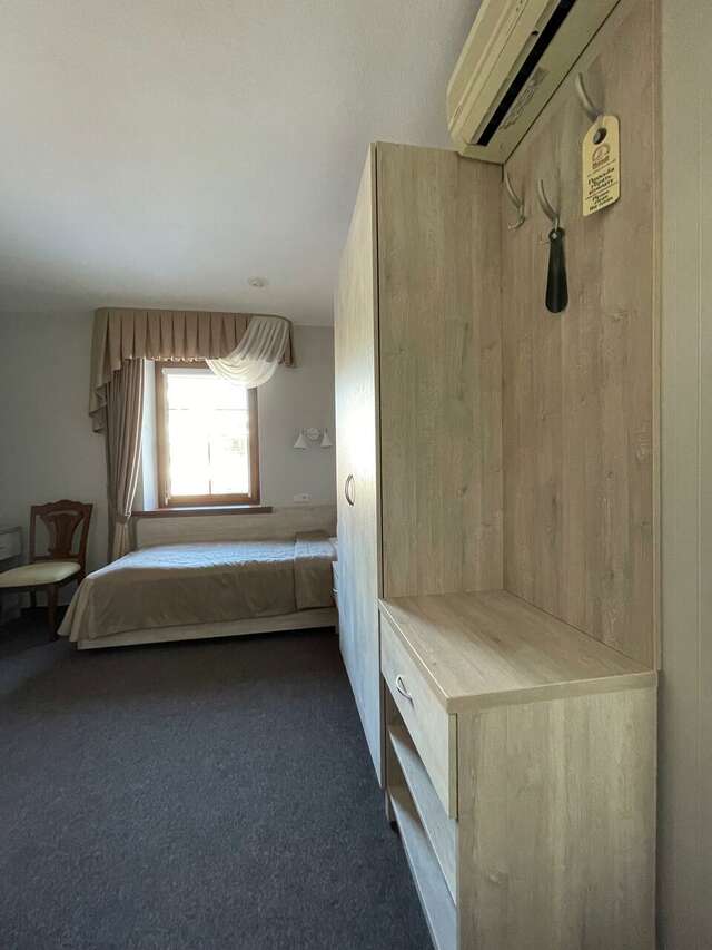 Гостиница Мономах Владимир-87