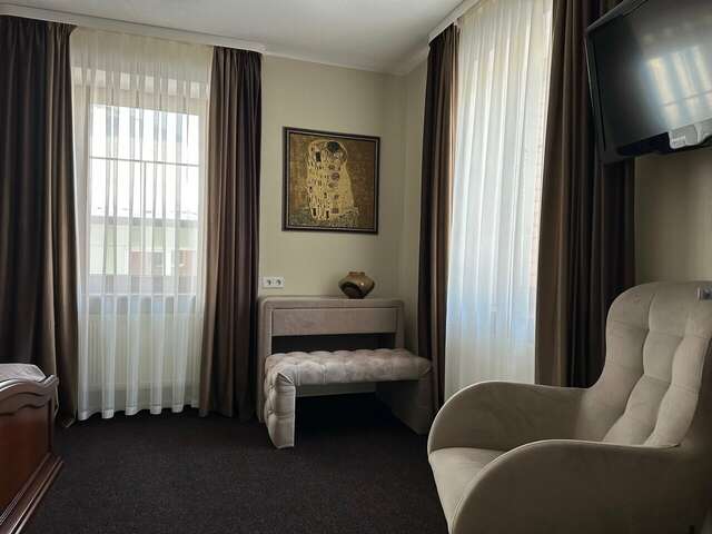 Гостиница Мономах Владимир-93